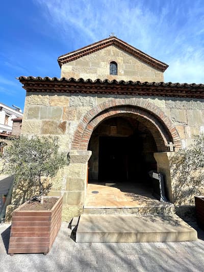 Gallery Image 14